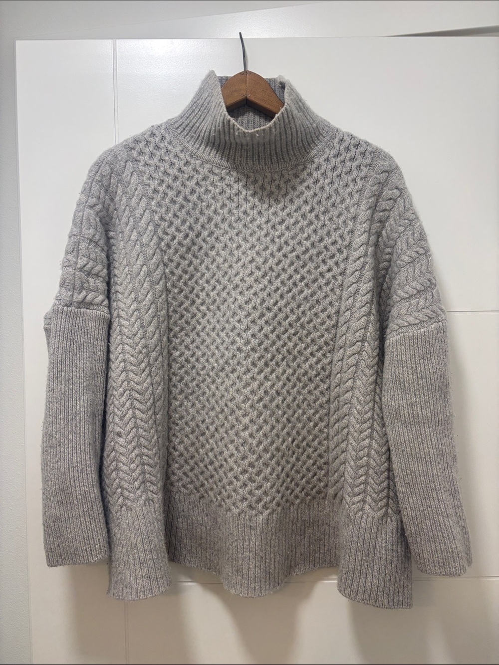 AYR Le Square cable knit sweater size M
